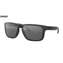 Oakley Holbrook XL sunglasses Matte Black frame / Prizm Black Polarized lens