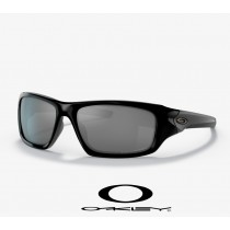 Oakley Valve sunglasses Black Iridium Polarized Lenses / Polished Black Frame
