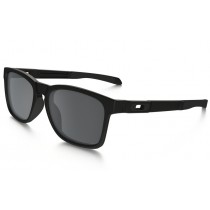 Oakley Catalyst Polarized sunglasses Matte Black frame / Black Iridium Polarized lens