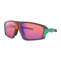 Oakley Field Jacket sunglasses Matte Dark Gray frame / Prizm Trail lens