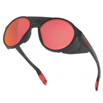 Oakley Clifden sunglasses Matte Black frame / Prizm Snow Torchlens