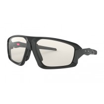 Oakley Field Jacket sunglasses Matte Black frame / Clear Black Iridium Photochromic Activated lens